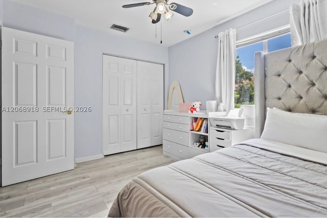 2517 SW 83rd Ter 105, Miramar, FL 33025