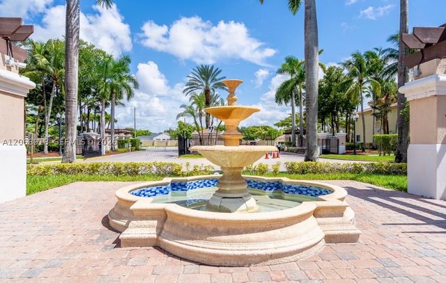 2517 SW 83rd Ter 105, Miramar, FL 33025