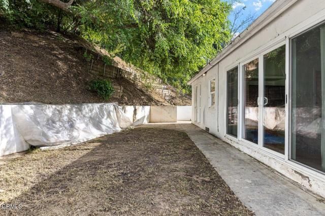 3121 Lake Hollywood Drive, Los Angeles, CA 90068