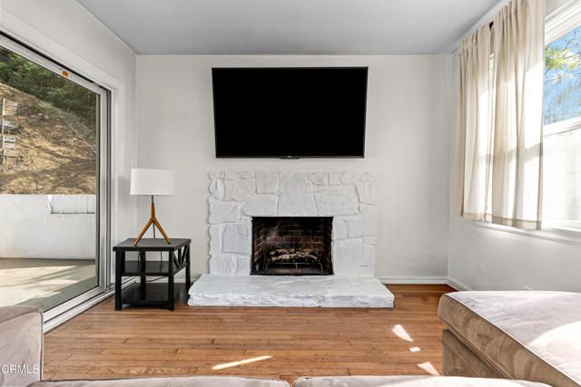 3121 Lake Hollywood Drive, Los Angeles, CA 90068