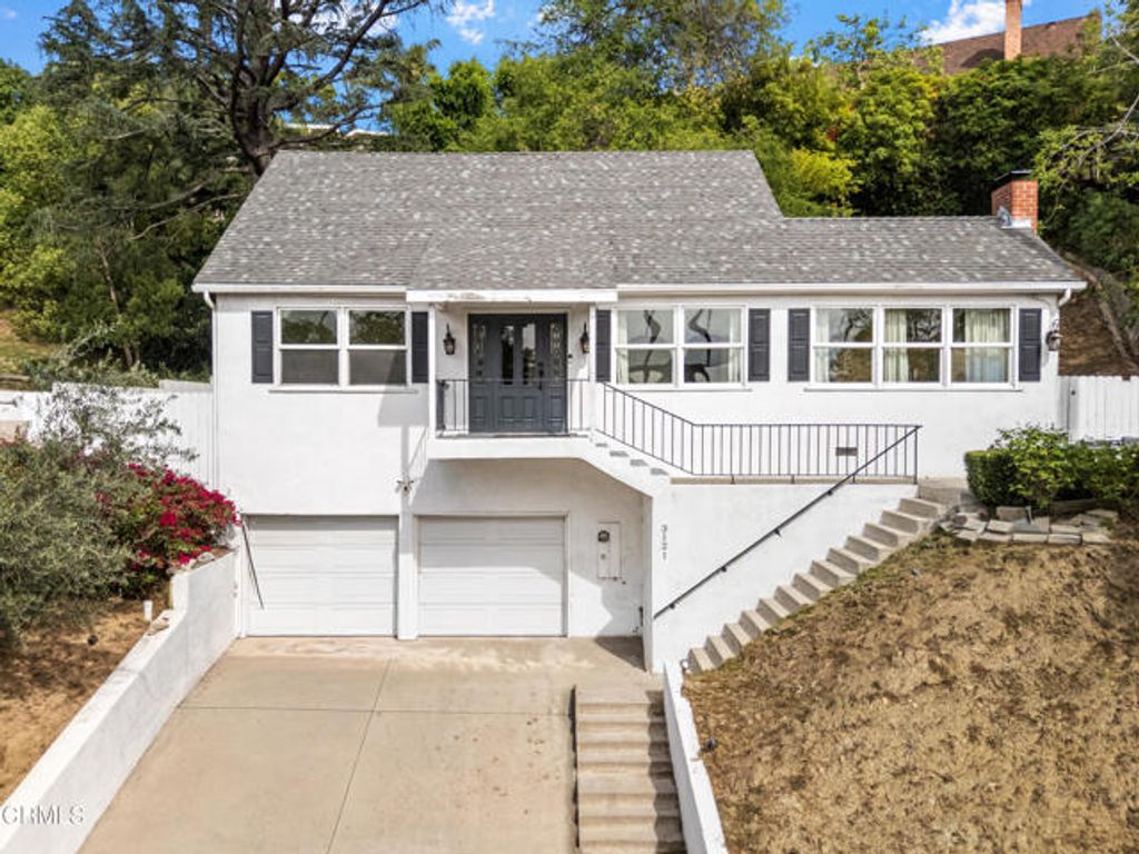 3121 Lake Hollywood Drive, Los Angeles, CA 90068