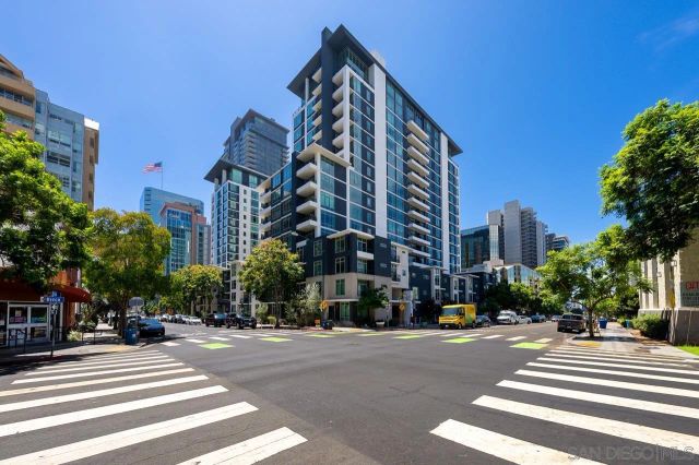 425 W Beech 327, San Diego, CA 92101