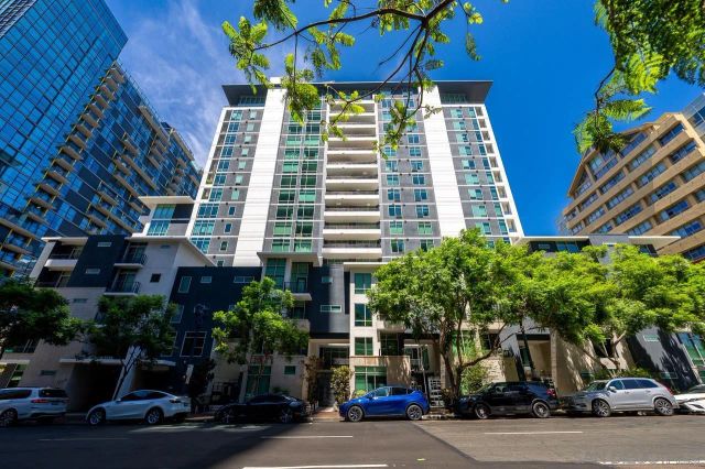425 W Beech 327, San Diego, CA 92101