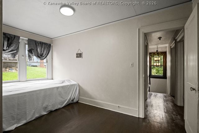 359 Fairview Drive, Charleston, WV 25302