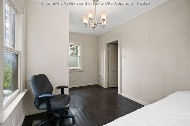 359 Fairview Drive, Charleston, WV 25302