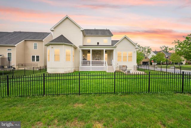 41486 CARRIAGE HORSE DR, Aldie, VA 20105