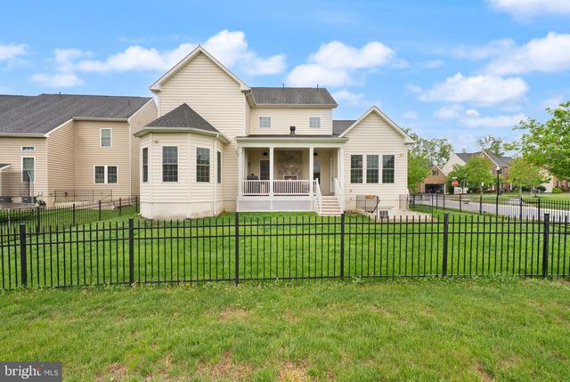 41486 CARRIAGE HORSE DR, Aldie, VA 20105