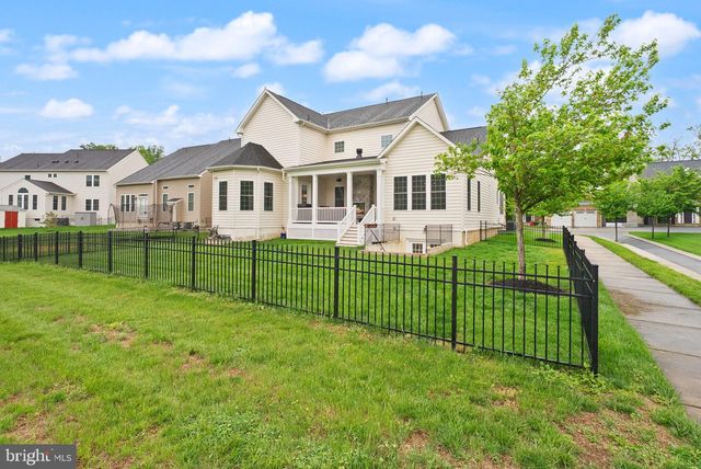 41486 CARRIAGE HORSE DR, Aldie, VA 20105