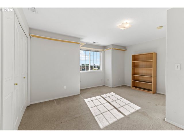 1268 E SPENCER Ct, La Center, WA 98629