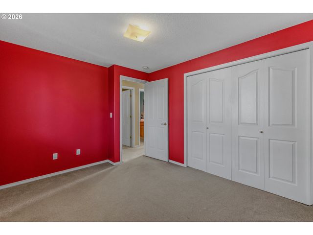 1268 E SPENCER Ct, La Center, WA 98629