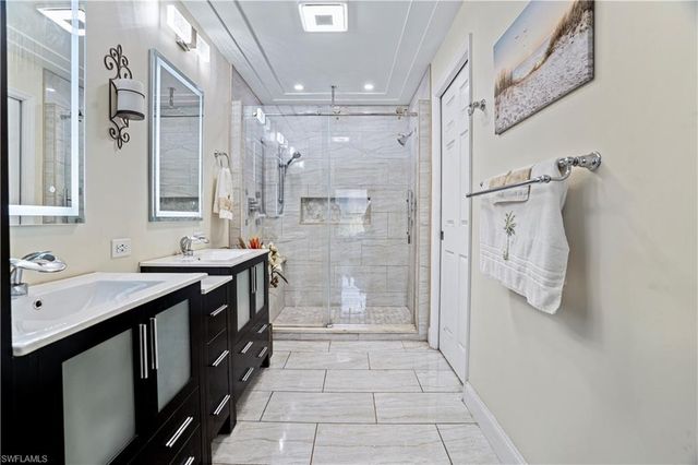 5140 Cobble Creek CT # C104, Naples, FL 34110