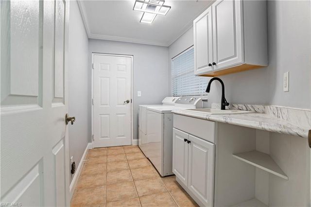 5140 Cobble Creek CT # C104, Naples, FL 34110