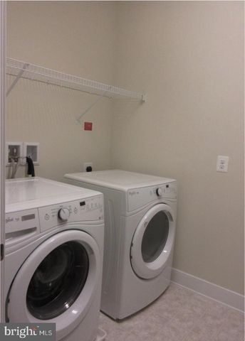 1903 MAIN LINE BLVD, Alexandria, VA 22301