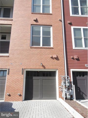 1903 MAIN LINE BLVD, Alexandria, VA 22301