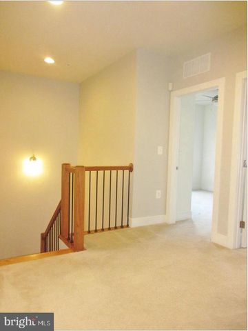 1903 MAIN LINE BLVD, Alexandria, VA 22301