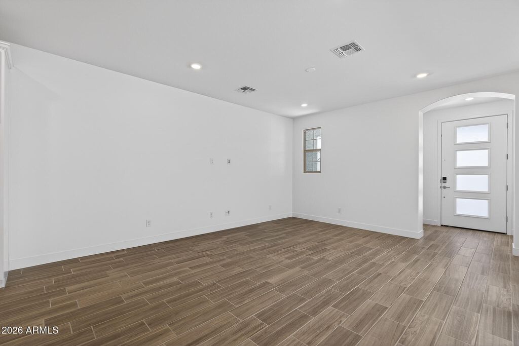 13549 N 158TH Avenue, Surprise, AZ 85379 — photo 4