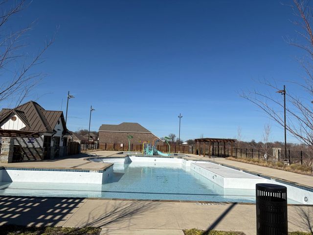 4019 Cribbing Trail, Aubrey, TX 76227