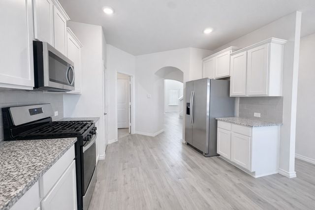 4019 Cribbing Trail, Aubrey, TX 76227