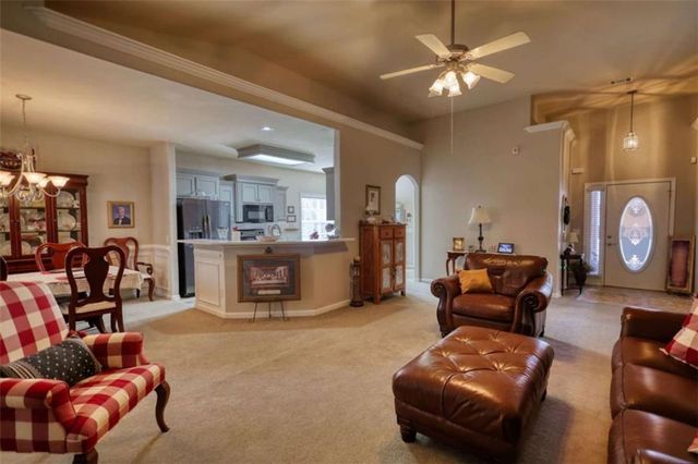 339 Crossroads Drive, Social Circle, GA 30025