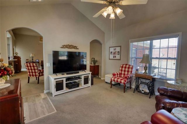 339 Crossroads Drive, Social Circle, GA 30025