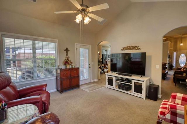 339 Crossroads Drive, Social Circle, GA 30025