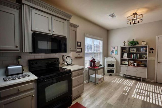 339 Crossroads Drive, Social Circle, GA 30025