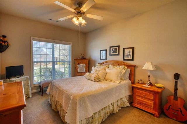 339 Crossroads Drive, Social Circle, GA 30025