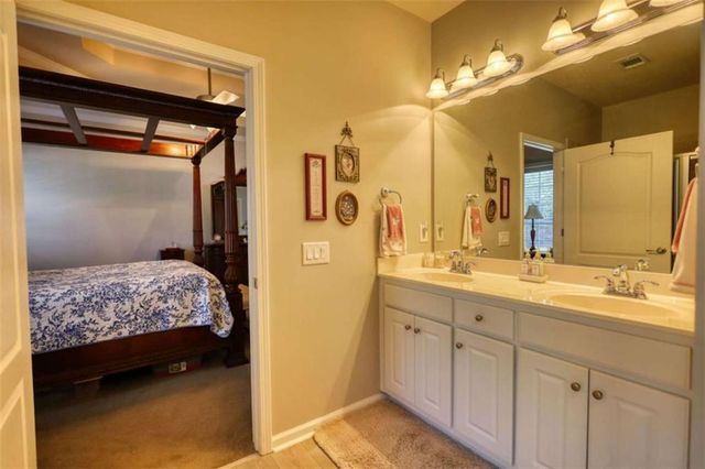 339 Crossroads Drive, Social Circle, GA 30025