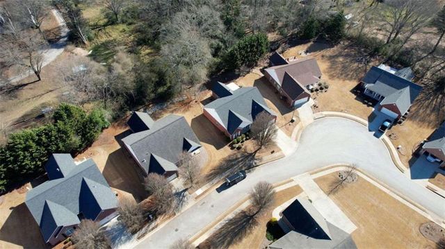 339 Crossroads Drive, Social Circle, GA 30025