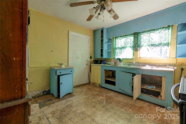 2021 Willis Drive, Shelby, NC 28152