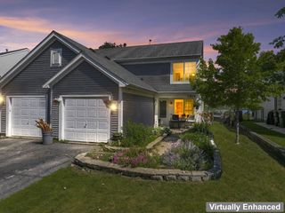 2814 IMPRESSIONS Drive 2814, Lake In The Hills, IL 60156