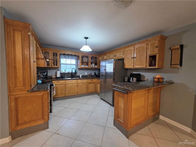 4303 Esperanza Drive, Edinburg, TX 78542