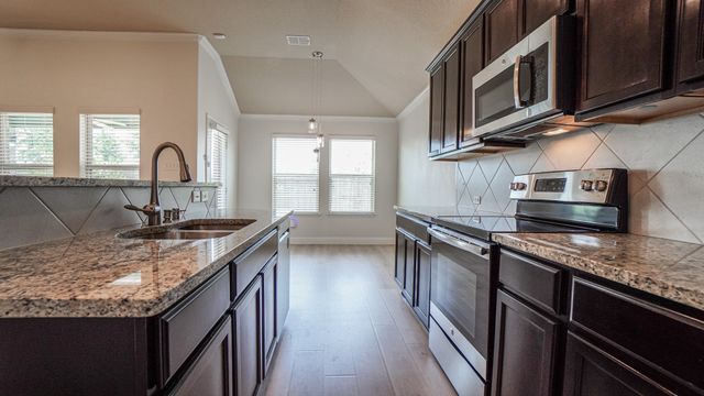 239 Oxford Drive, Fate, TX 75189