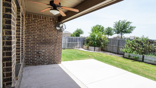 239 Oxford Drive, Fate, TX 75189