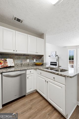 1001 Daventry Crossing, Woodstock, GA 30188