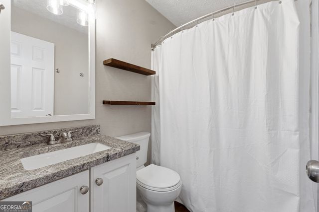 1001 Daventry Crossing, Woodstock, GA 30188