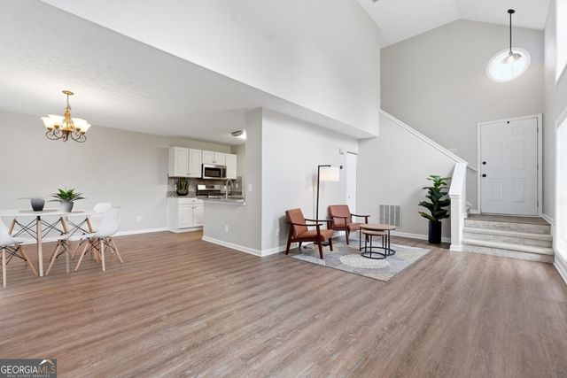 1001 Daventry Crossing, Woodstock, GA 30188