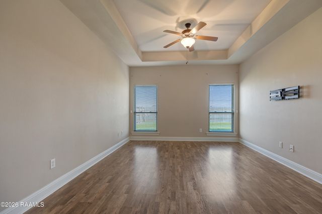 315 Forest Grove Drive, Youngsville, LA 70592