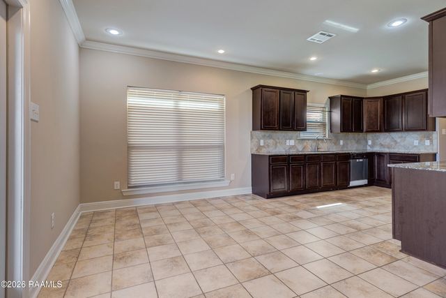 315 Forest Grove Drive, Youngsville, LA 70592