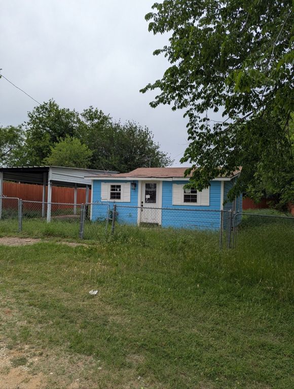 111 Ebner Street, Graford, TX 76449