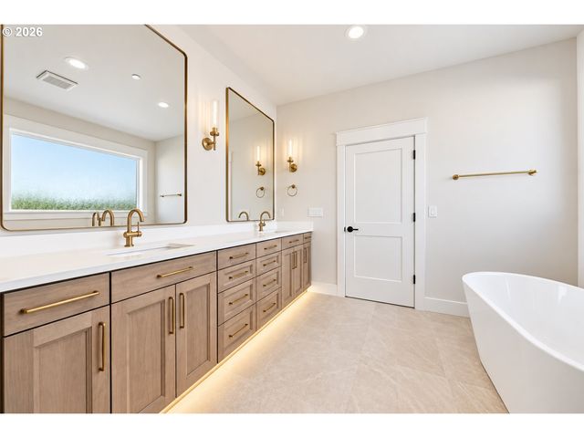 119 WILD DUCK Run, Silverton, OR 97381