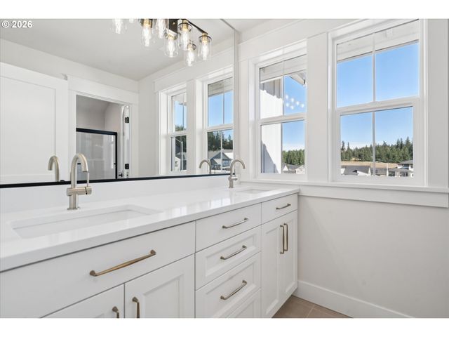 119 WILD DUCK Run, Silverton, OR 97381