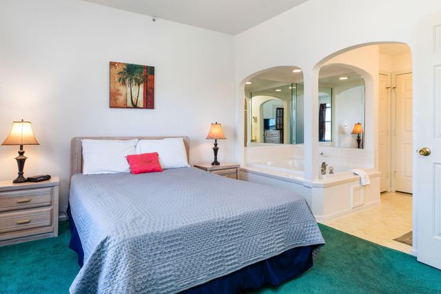 815 Holiday Ridge I-11, Branson, MO 65616