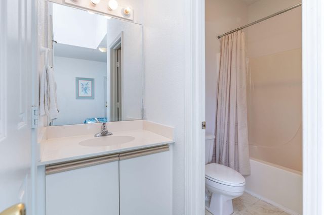 815 Holiday Ridge I-11, Branson, MO 65616