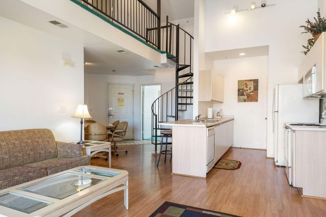 815 Holiday Ridge I-11, Branson, MO 65616