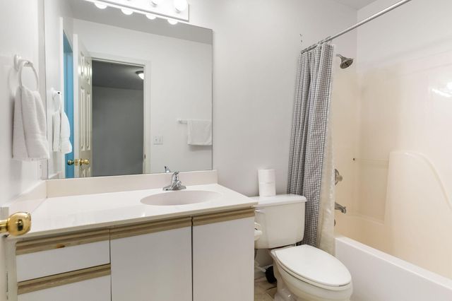 815 Holiday Ridge I-11, Branson, MO 65616