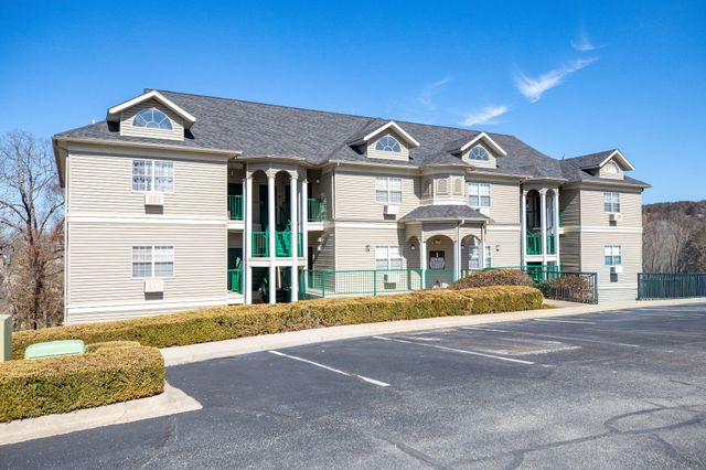 815 Holiday Ridge I-11, Branson, MO 65616