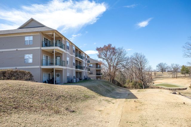 815 Holiday Ridge I-11, Branson, MO 65616
