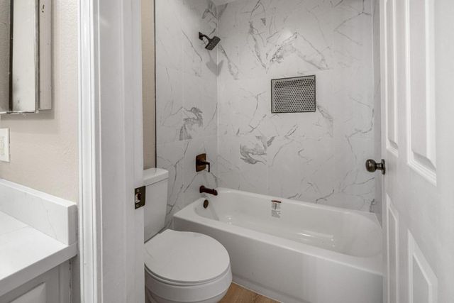 11 Saguaro Circle, Salinas, CA 93905