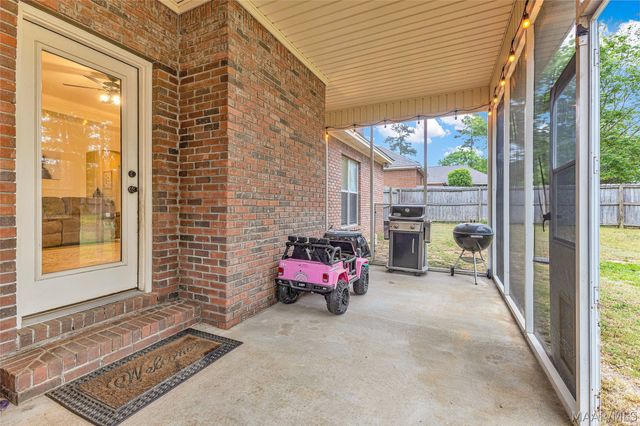 707 Pinetuckett Parkway, Deatsville, AL 36022
